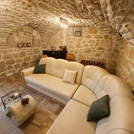 Adria Stone House Prázdninový dům