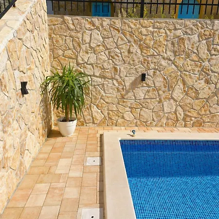 Prázdninový dům Adria Stone House Grižane